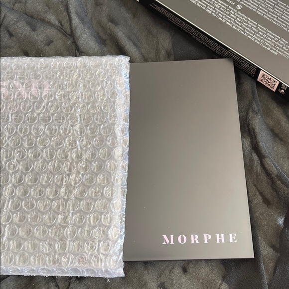 Morphe 35XO Natural Flirt Eyeshadow Artistry Palette. Luxury palette New in box - Picture 6 of 7